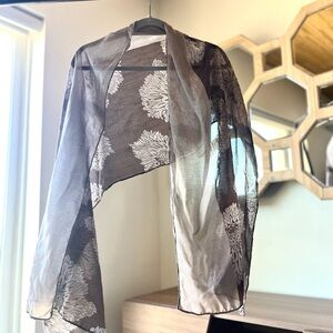 Free shipping! Beautiful Brown Scarf & Shawl